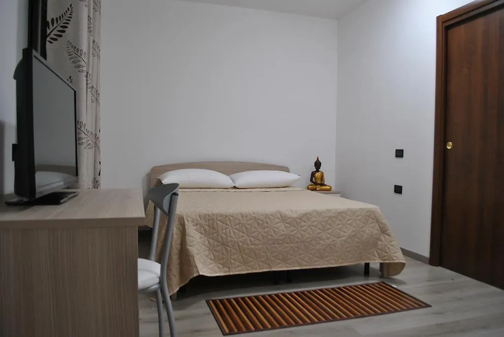Raxul Room Sestu Pensión
