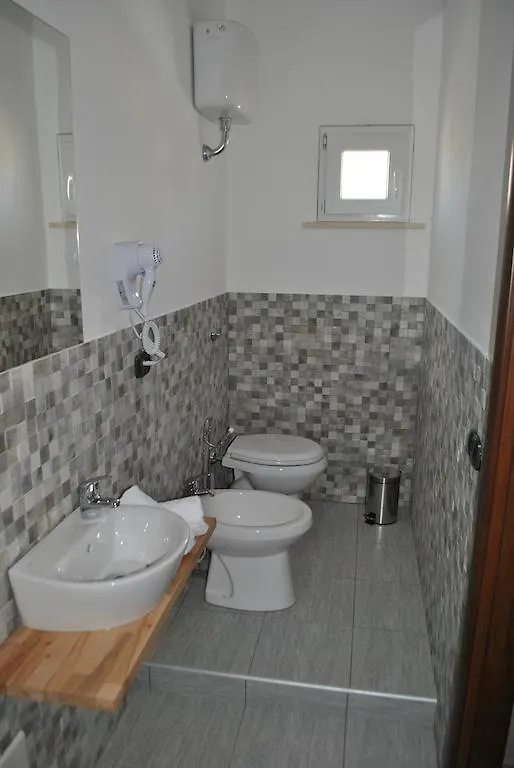 Pensjonat Raxul Room Sestu